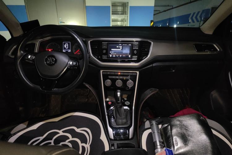 Used Volkswagen T-ROC 2019 230TSI DSG Two-Wheel-Drive Advanced Version China VI Standard