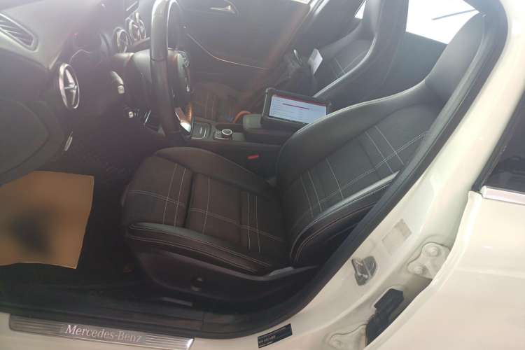 Used Mercedes-Benz A-Class 2016 A 200 Fashion Model
