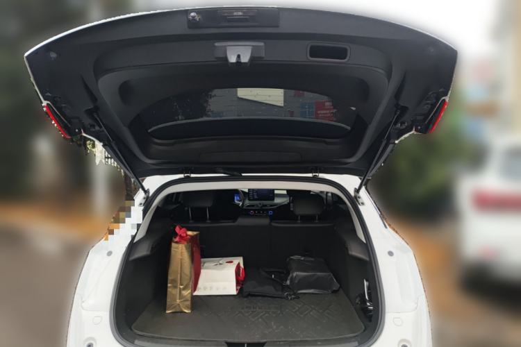 Used Buick Velite 6 2024 450km Range Commuter Version Trunk