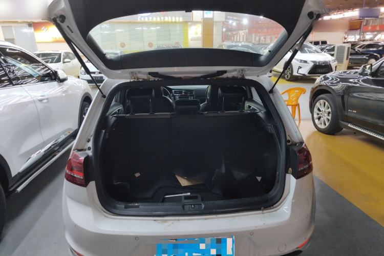 Used Volkswagen Golf 2016 1.4TSI Automatic R-Line