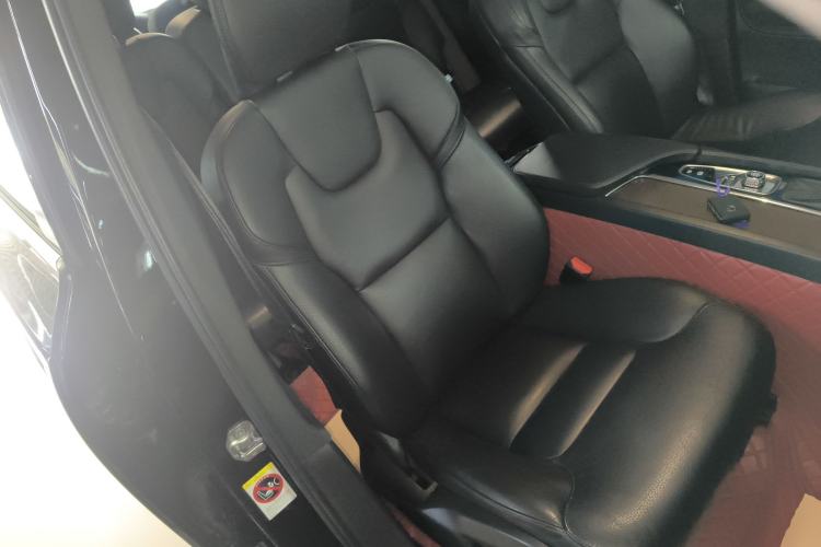 Used Volvo XC90 2019 T6 Zhiyi Edition 7-Seater China VI Standard