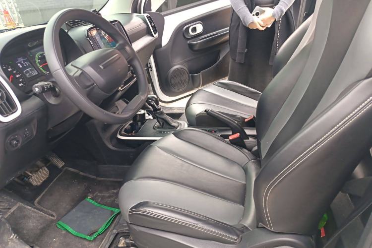 Used Roewe Clever 2022 311km QiQi BoBo Edition Left Front Seat