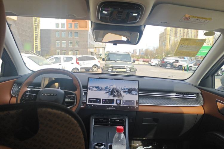 Used Chery Tiggo 8 2026 Model, 5th Generation Tiger Model, Kunpeng 1.6T Automatic Prestige Version Center Console