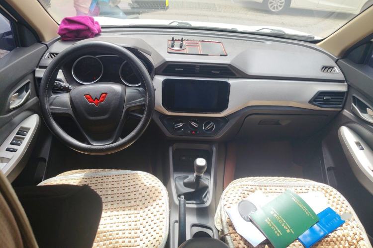 Used Wuling Hongguang 2021 1.5L Facelifted S Comfort Version with Electric Power Steering LAR
