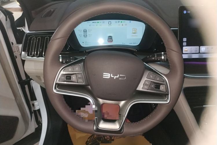 Used BYD Song PLUS New Energy 2025 DM-i 112KM Prestige Model Steering Wheel
