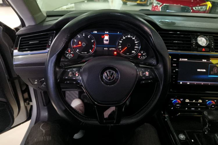 Used Volkswagen Phideon 2018 Revised Version 380TSI Two-Wheel Drive Business Edition