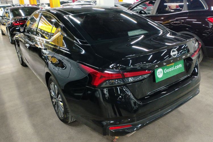 Used Nissan Teana 2022 2.0L XL-TLS Enjoyment Edition Exterior 2