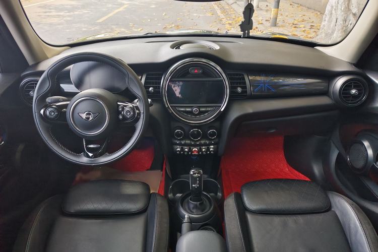Used MINI 2021 1.5T COOPER Artist Five-Door Edition Interior 2