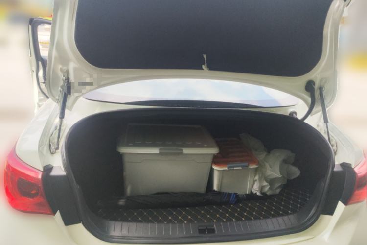 Used Infiniti Q50L 2016 2.0T Comfort Edition
