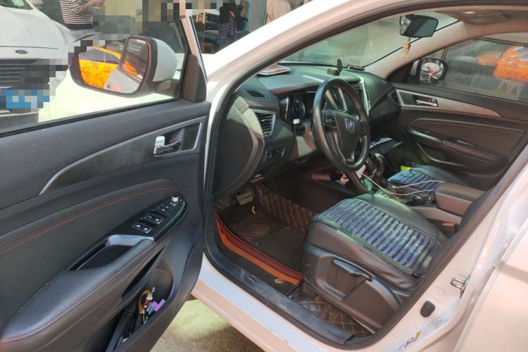 Used CHANGAN CS75 2017 Shangkui Edition 1.5T Automatic Fengxiang Model