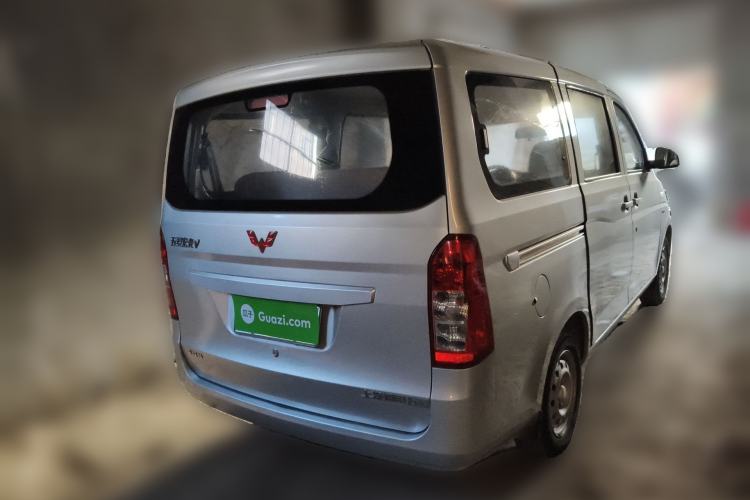Used Wuling Rongguang V 2015 1.5L Practical Version Rear Right 45 Deg