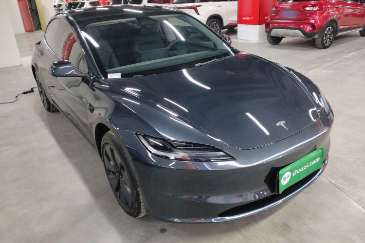 Used Tesla Model 3 2025 Rear-Wheel-Drive Version