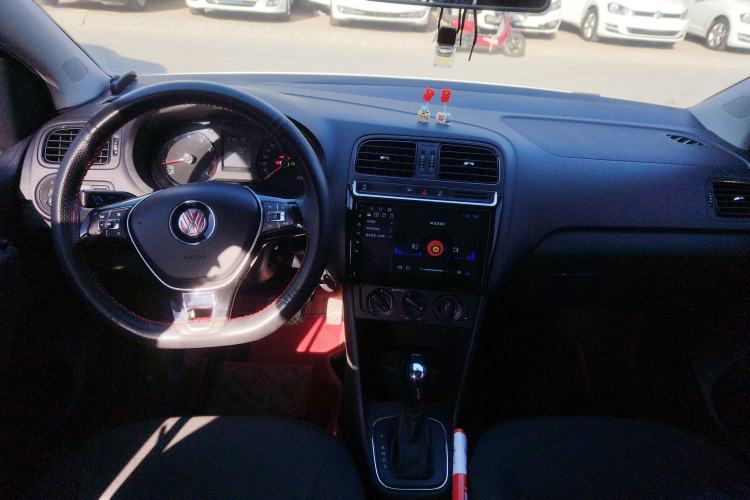 Used Volkswagen Polo 2018 1.5L Automatic Advanced Driving Model Center Console