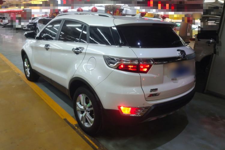 Used JMC Yusheng S330 2016 1.5L GTDi Automatic Two-Wheel Drive Prestige Edition