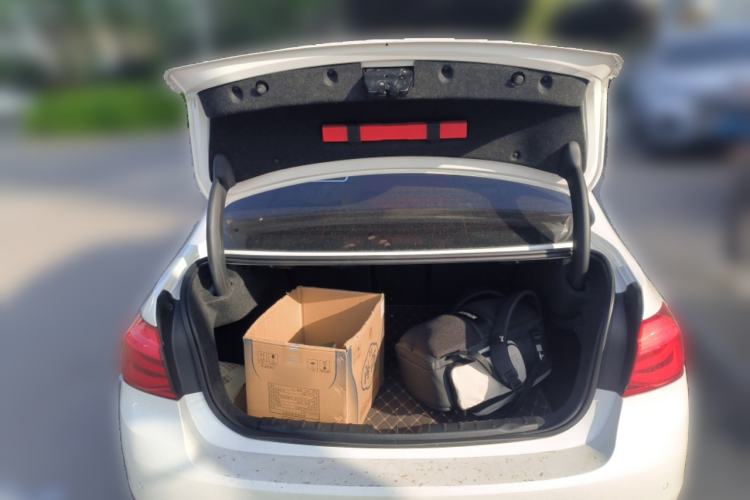 Used BMW 3 Series 2019 320Li Fashion Model
