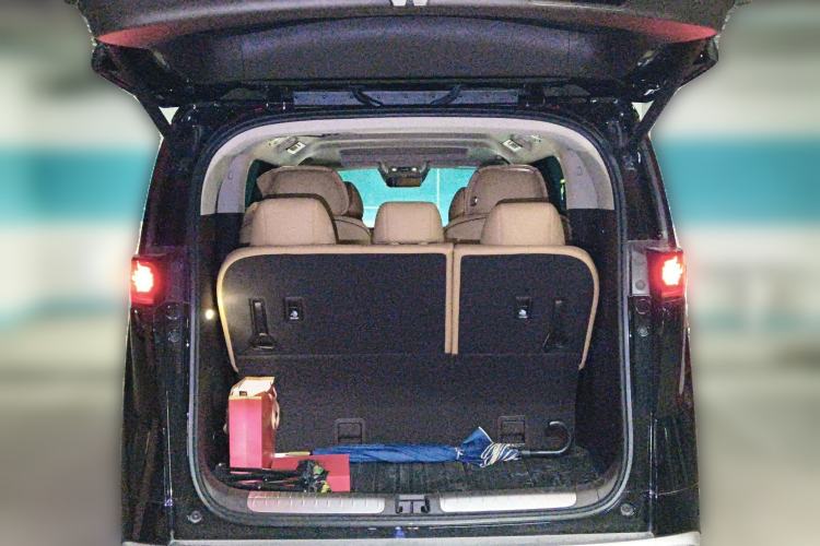 Used Denza D9 2024 DM-i 1050 Luxury Model