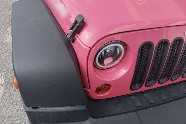 Used Jeep Wrangler 2011 3.8L Rubicon four-door model
