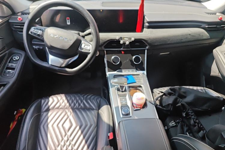 Used EXEED Lingyun 2023 400T Two-Wheel Drive StarRui Pro Edition Center Console