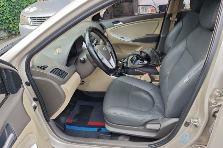 Used Hyundai Verna (older generation) 2010 Sedan 1.4L Manual Comfort GS
