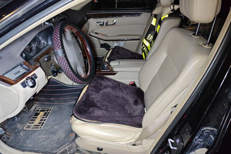 Used Mercedes-Benz E-Class 2013 E 260 L CGI Elegant Model
