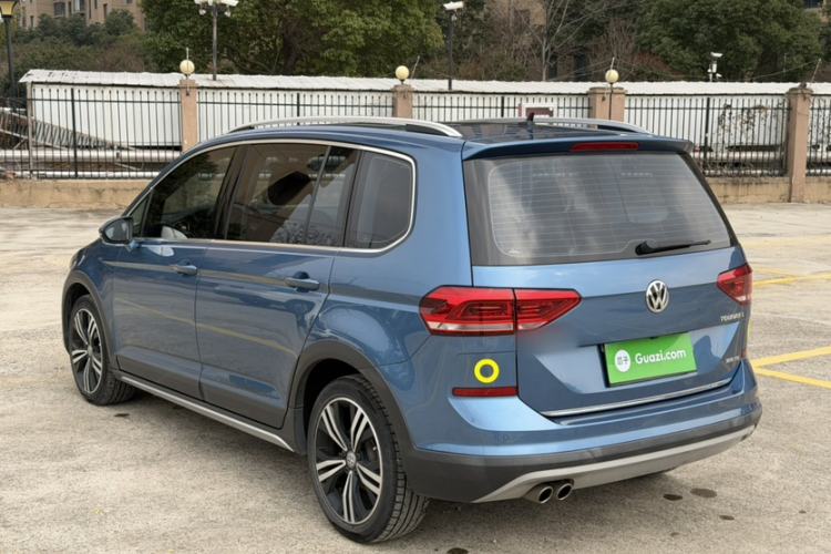 Used Volkswagen Touran 2018 Volkswagen Touran L 280TSI DSG Boundary Luxury Edition 7 Seats China V Emission Standard