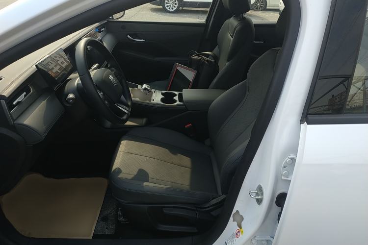 Used BYD Qin PLUS 2025 DM-i Smart Drive 55KM Leading Model Left Front Seat