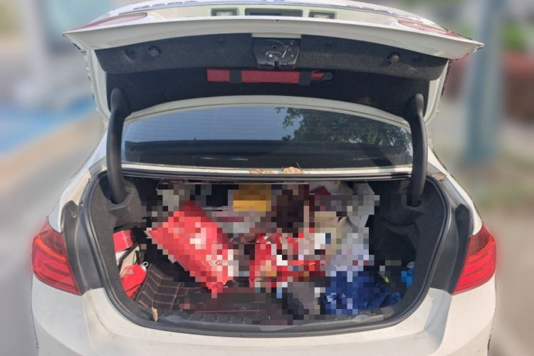 Used BMW 3 Series 2014 320Li Fashion Model Trunk