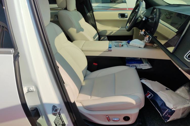 Used Li Auto L6 2025 Pro Smart Refresh Edition