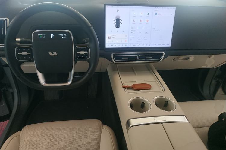 Used Li Auto L8 2023 Pro Model
