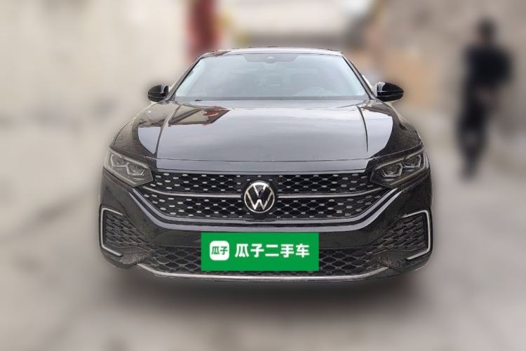 Used Volkswagen Passat 2022 330TSI Starry Luxury Edition
