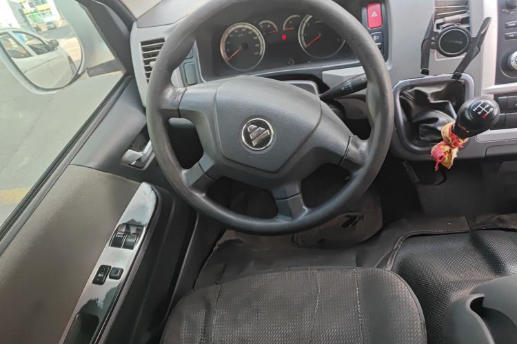 Used Foton Scenic G7 2017 2.0L Long-Wheelbase Commercial Van High Roof 2 Seats 4Q20M
