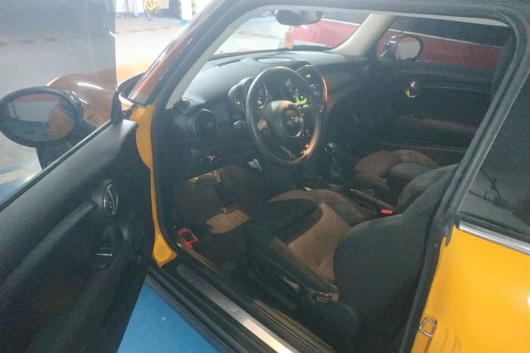 Used MINI MINI 2016 1.5T COOPER Avant-Garde