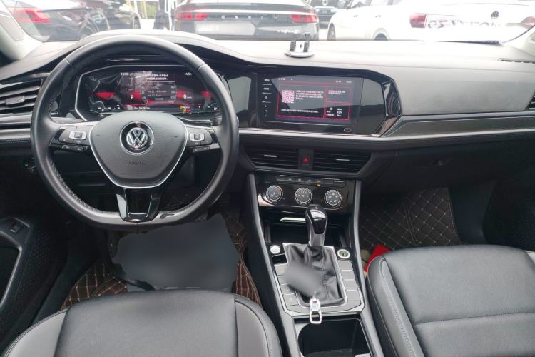 Used Volkswagen Sagitar 2022 280TSI DSG Flyover Edition Center Console