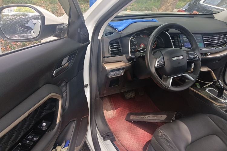 Used Haval H6 2020 1.5 GDIT Automatic Platinum Luxury Edition Driver Seat