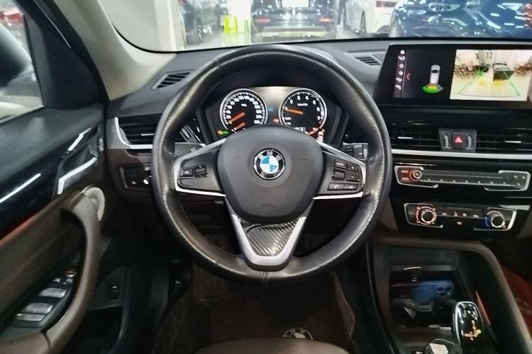 Used BMW X1 2021 sDrive20Li Fashion Model Steering Wheel