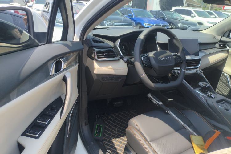 Used Lynk & Co 06 EM-P 2023 1.5T Remix PHEV Pro