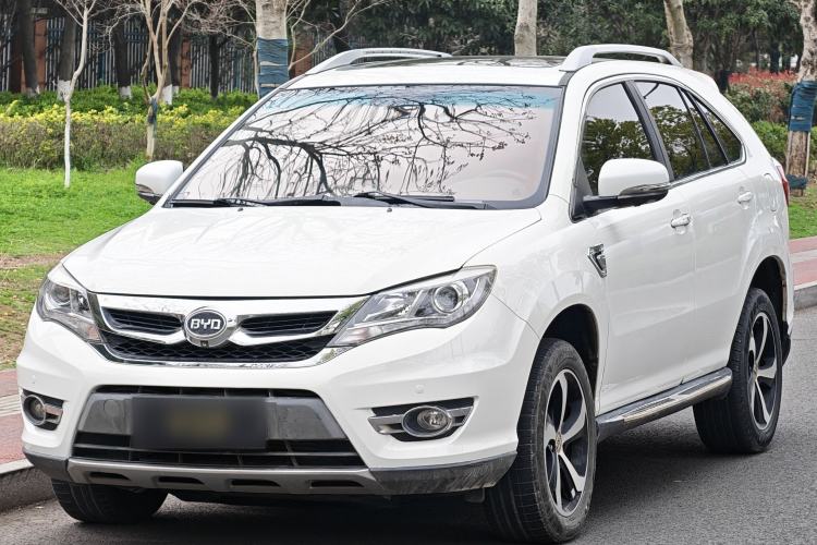 Used BYD S7 2015 2.0T Automatic Prestige Model