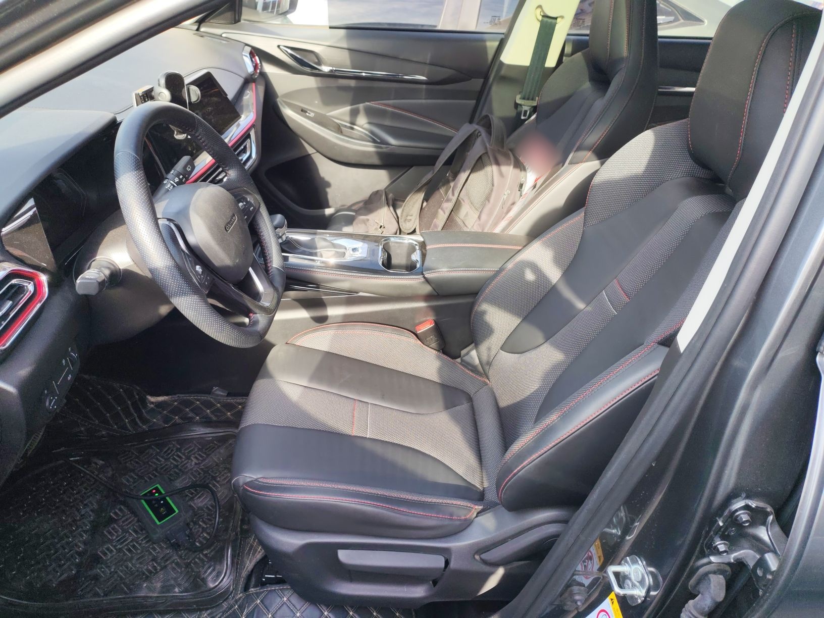 Переднее сиденье в автомобиле