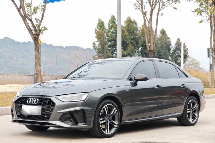 Used Audi A4L 2022 40 TFSI Luxury Dynamic Model