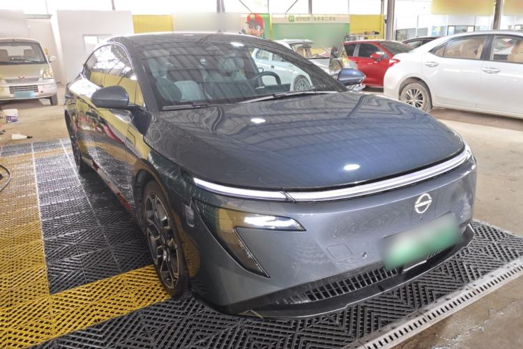 Used Nissan N7 2025 625 Max Front Right 45 Deg