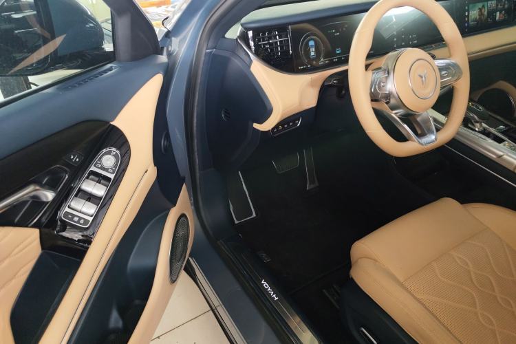 Used VOYAH FREE 2021 Four-Wheel Drive Standard Range-Extended Exclusive Luxury Package