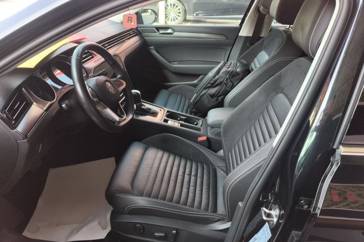 Used Volkswagen Magotan 2020 330TSI DSG Leading Model
