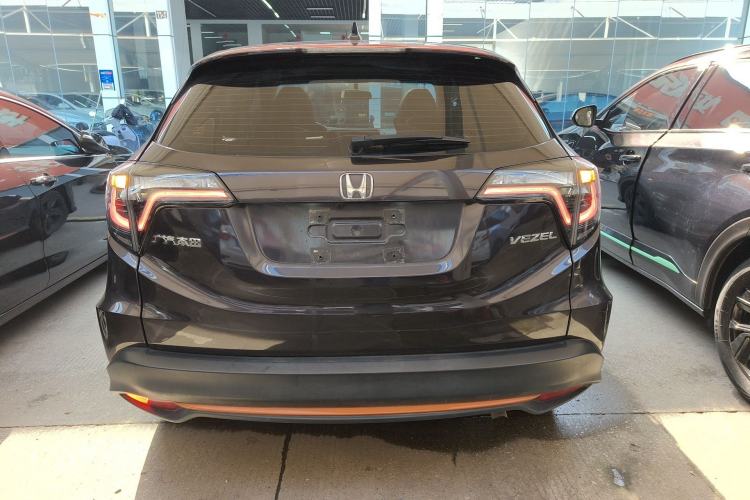 Used Honda Vezel 2022 1.5L CVT Phantom Night Pioneer Edition
