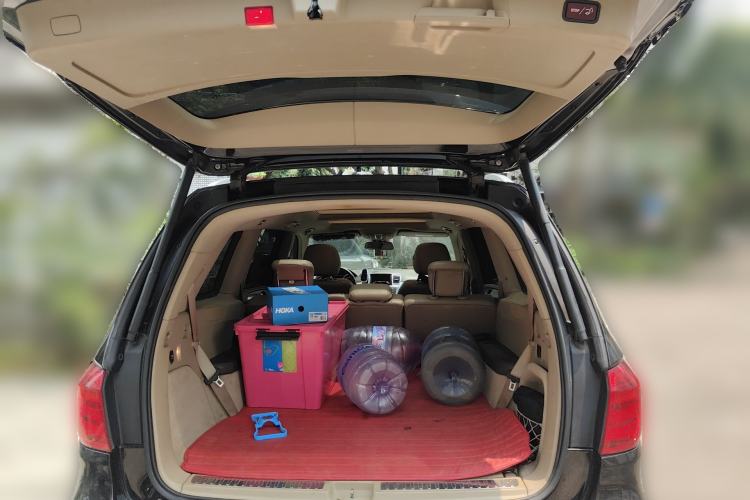 Used Mercedes-Benz GL-Class 2014 GL 400 4MATIC Dynamic Model Trunk