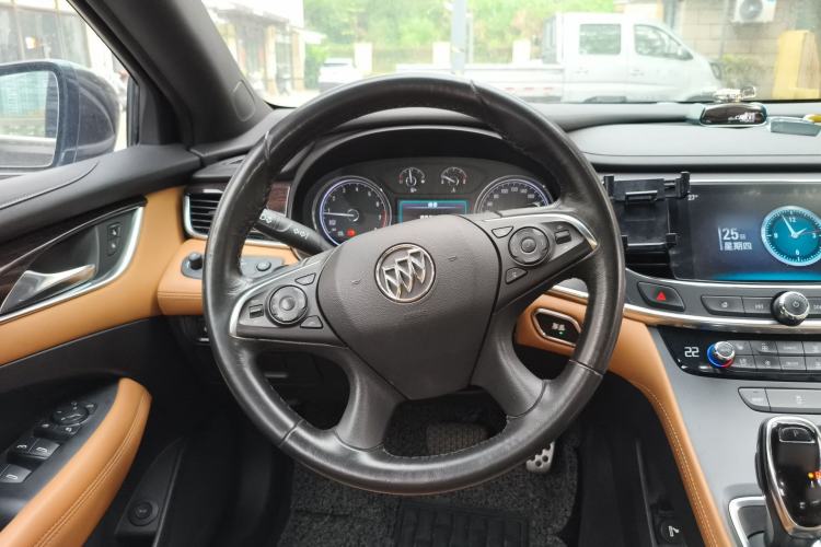 Used Buick LaCrosse 2016 20T Luxury Model
