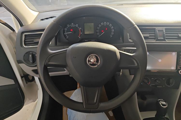 Used Skoda Rapid 2016 1.6L Automatic Chuanxing Edition