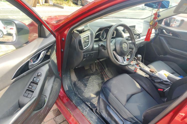 Used Mazda Mazda 3 Axela 2016 Sedan 1.5L Automatic Comfort Model