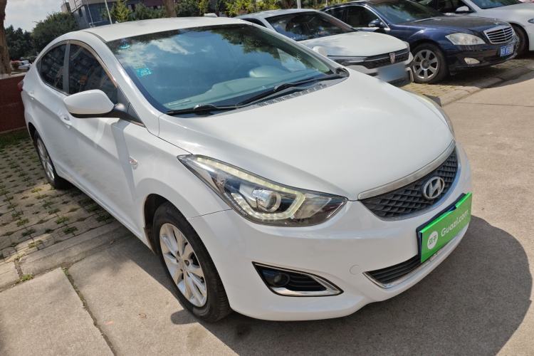 Used Hyundai Elantra (5th Generation / Langdong) 2016 1.6L Automatic Smart Version Front Right 45 Deg