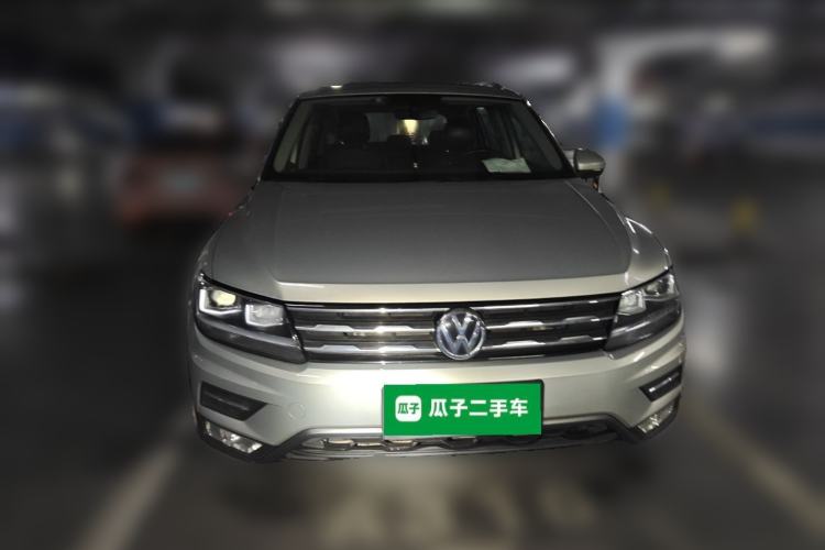 Used Volkswagen Tiguan L 2017 330TSI Automatic Two-Wheel Drive Luxury Edition Front