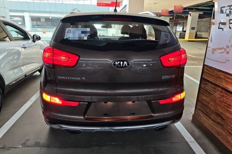 Used Kia Sportage R 2015 2.0L Automatic Two-Wheel Drive DLX Model
